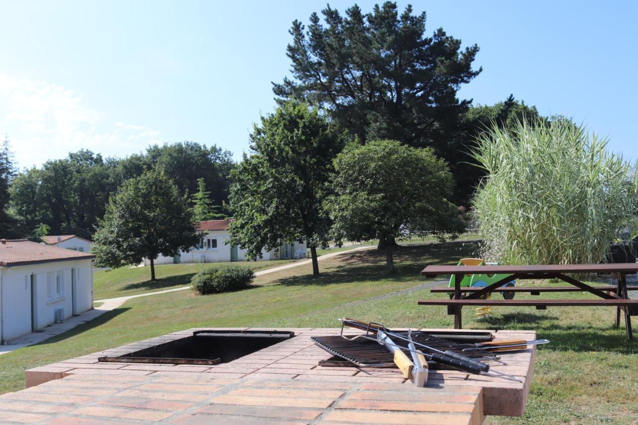 Village Vacances De ชองตงเน ภายนอก รูปภาพ